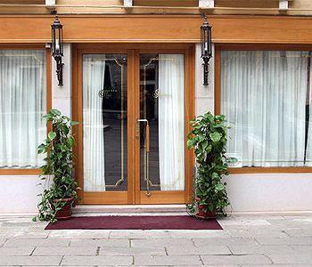 Anastasia Hotel 3*