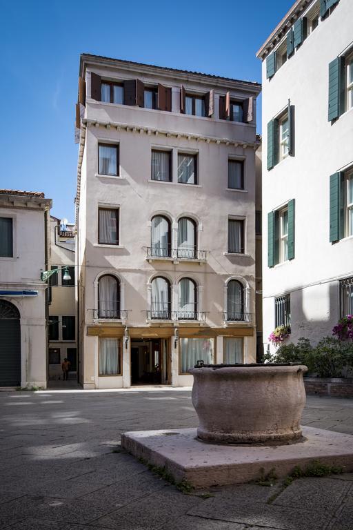 Anastasia Hotel 3*